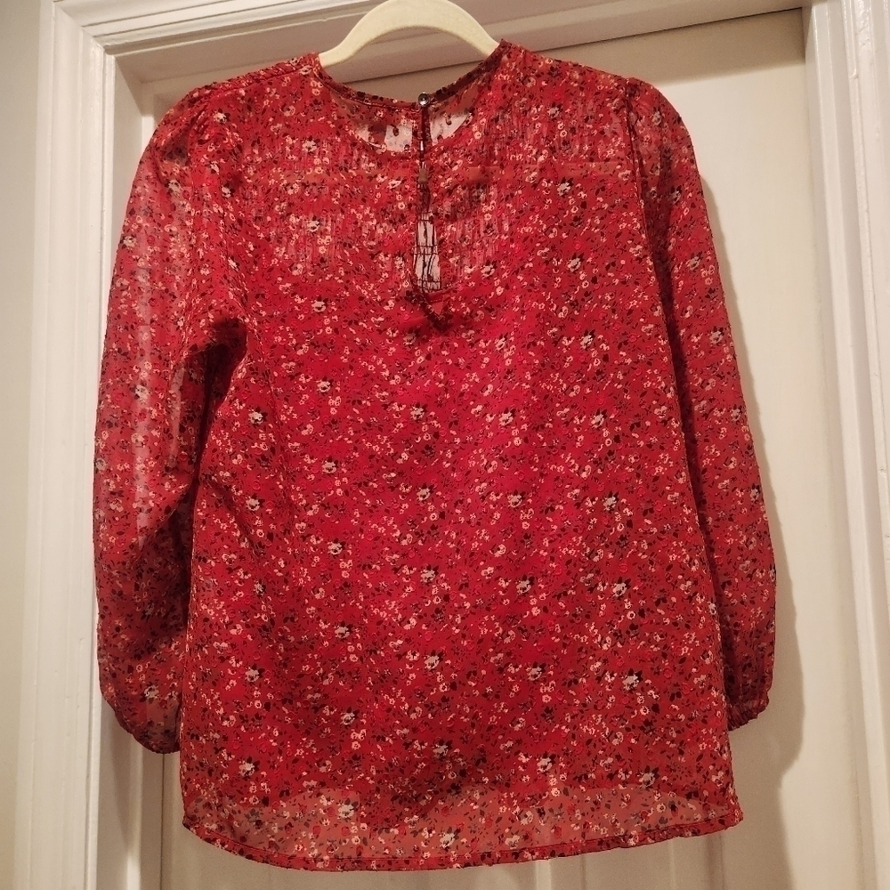 Lucky Brand semi sheer Swiss dot detail and floral print blouse. - Picture 6 of 12